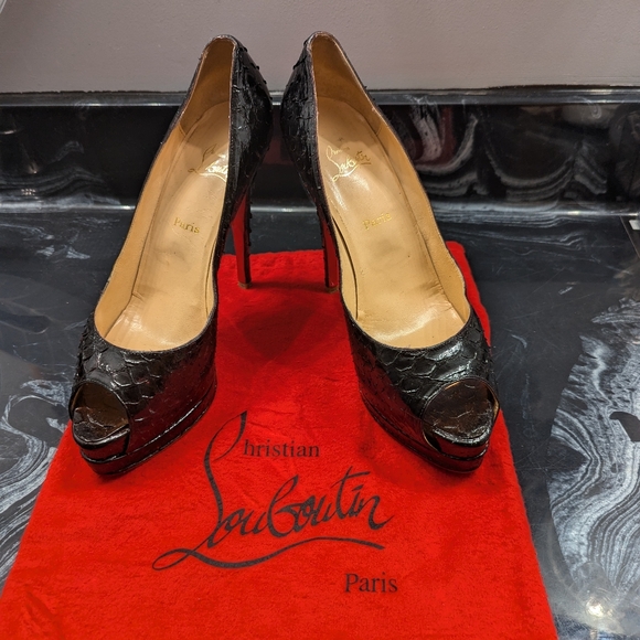 Black snake skin peek toe size 10 Red Bottom - Picture 1 of 17